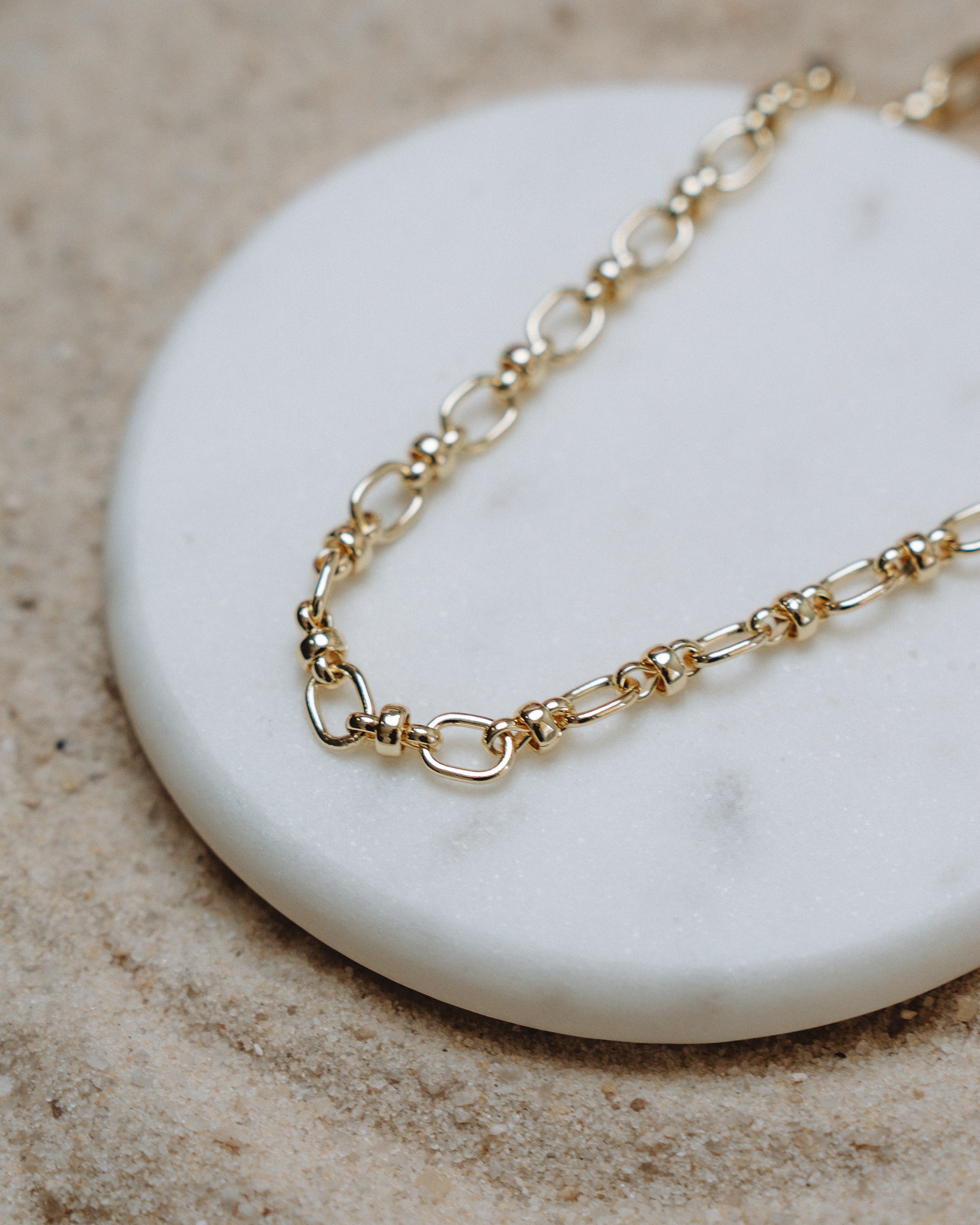 Evey Necklace