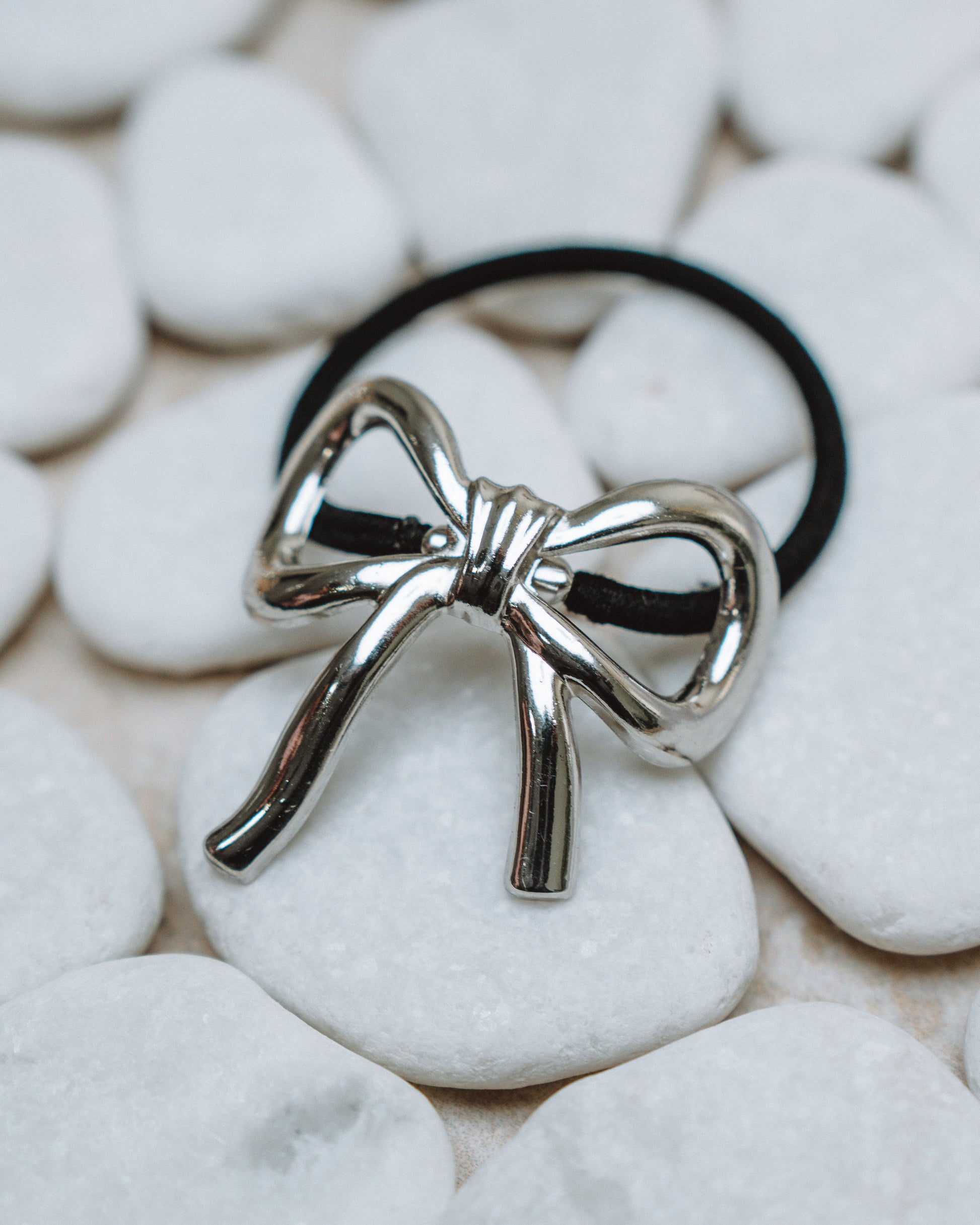 Claudia silver Hair tie