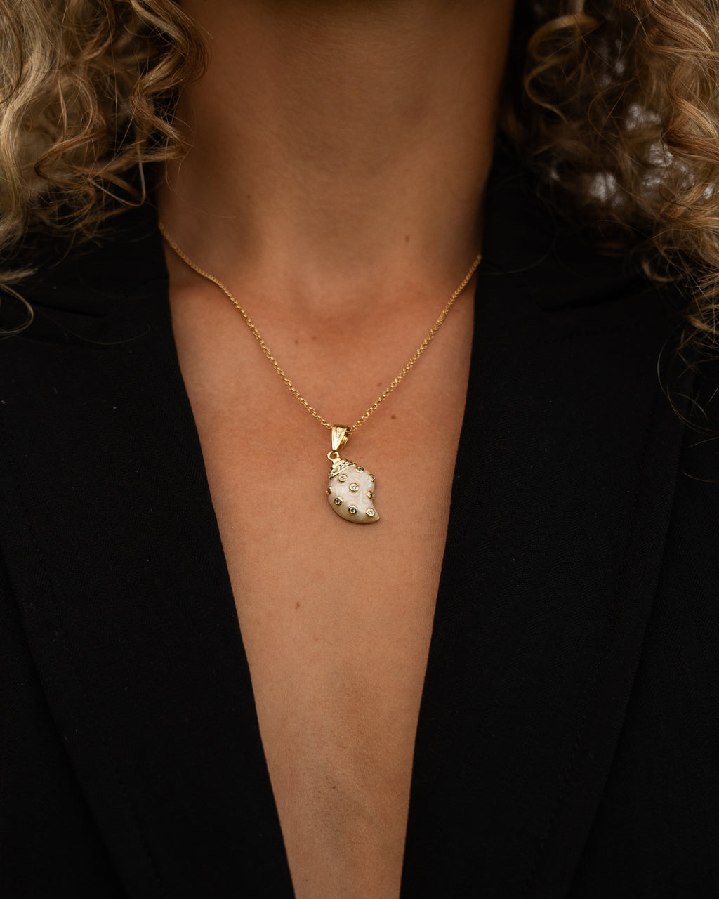Eira Necklace
