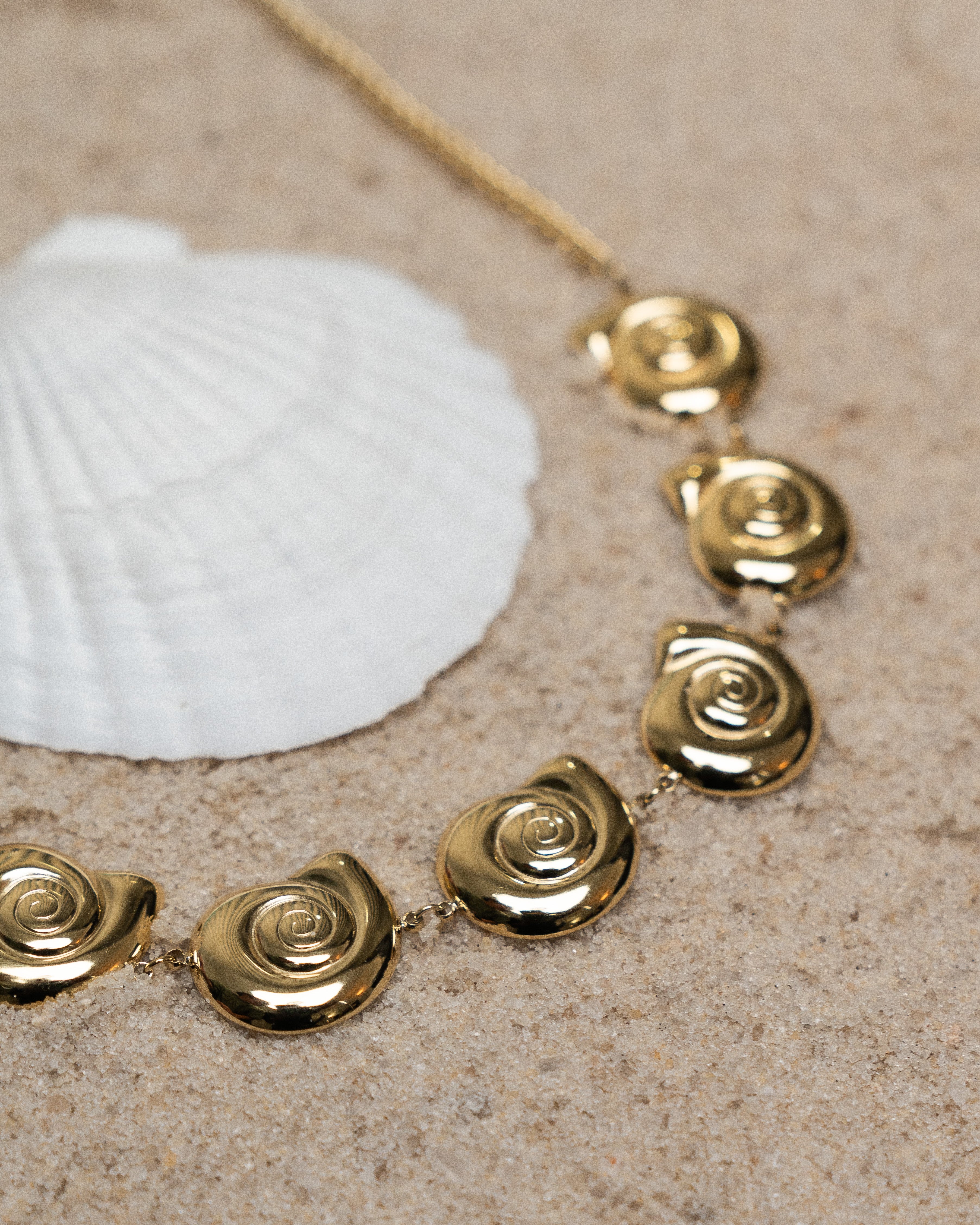 Alma Necklace