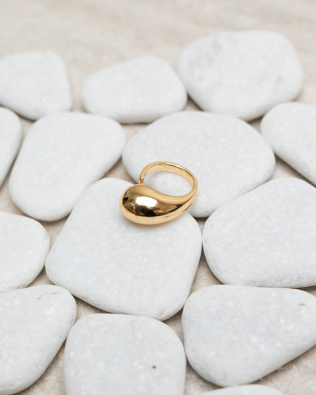 Naia Ring