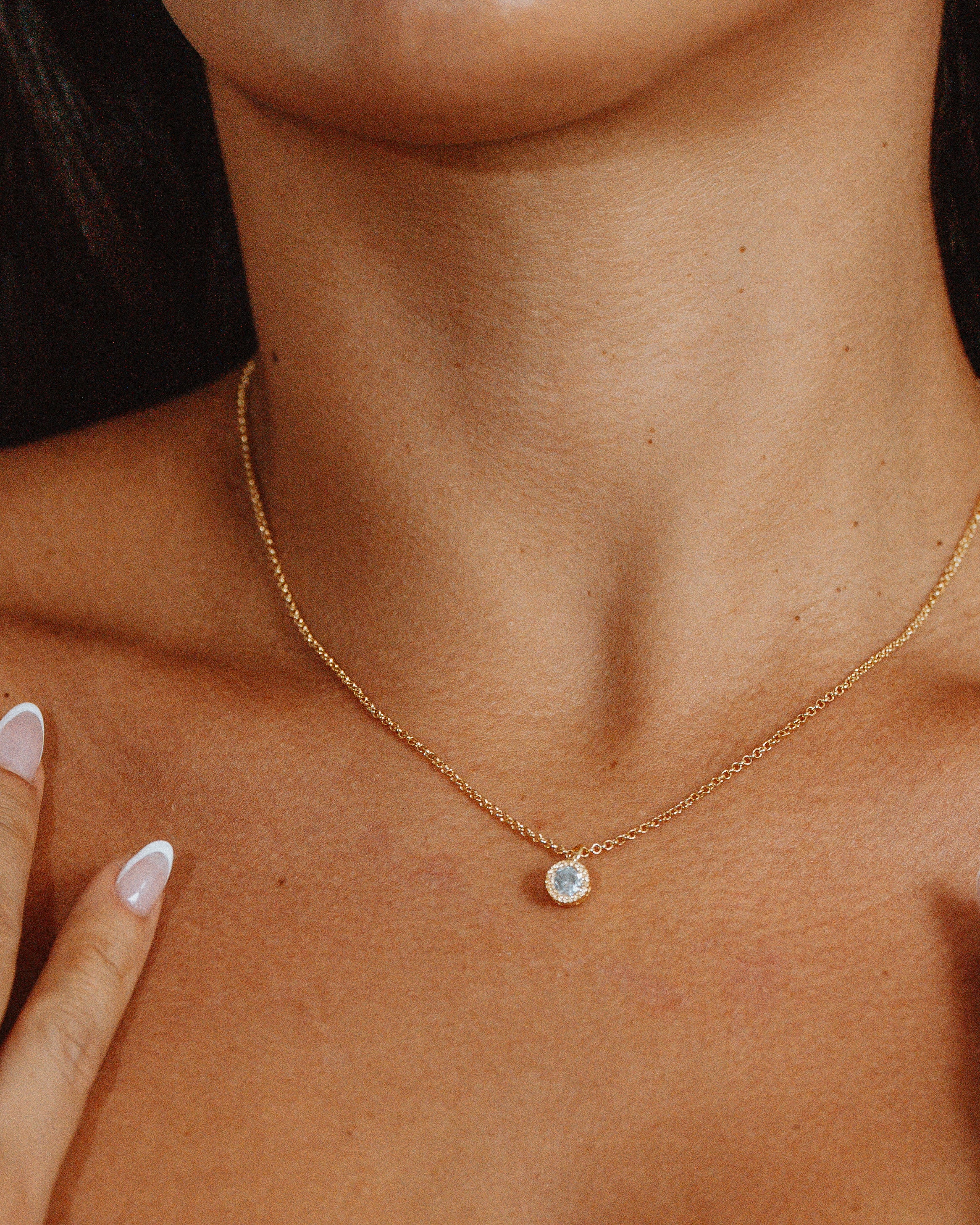 Avy Necklace