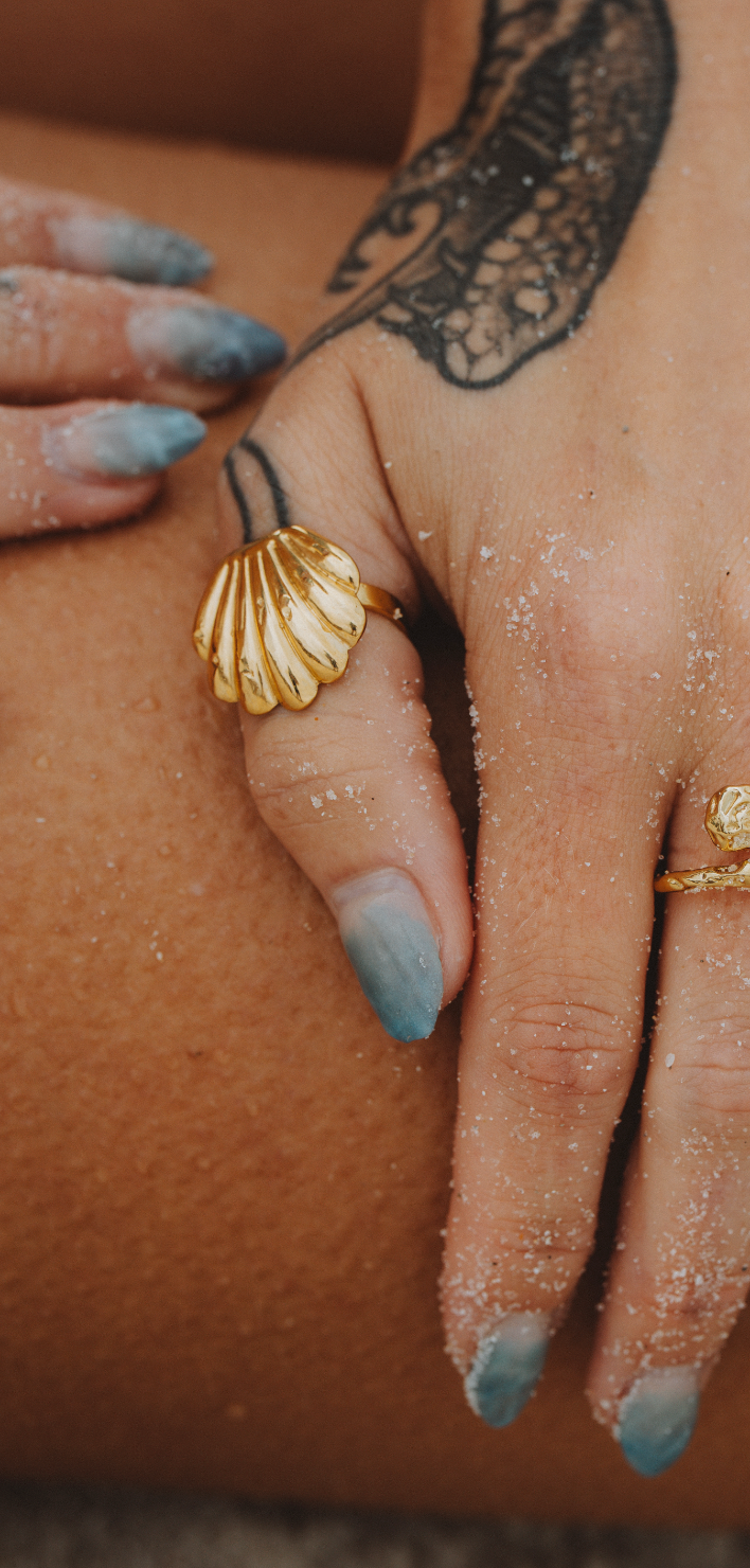 Shelly Ring